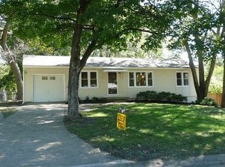 7301 Dearborn St, Overland Park, KS 66204
