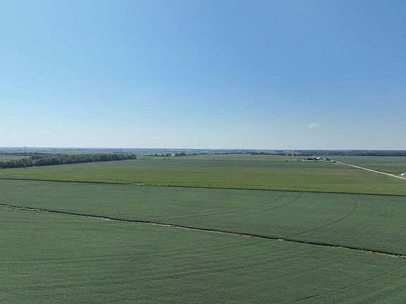 4th image of 837 Road