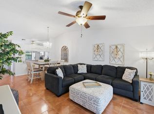 4542 Lucerne Lakes Blvd E APT 206, Lake Worth, FL 33467