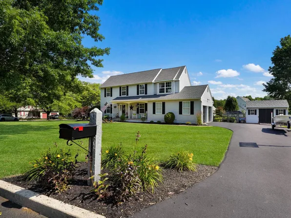 5463 Downs Run, Pipersville, PA 18947