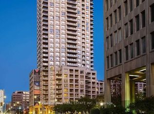 925 Bay St #505, Toronto, ON M5S 3L4