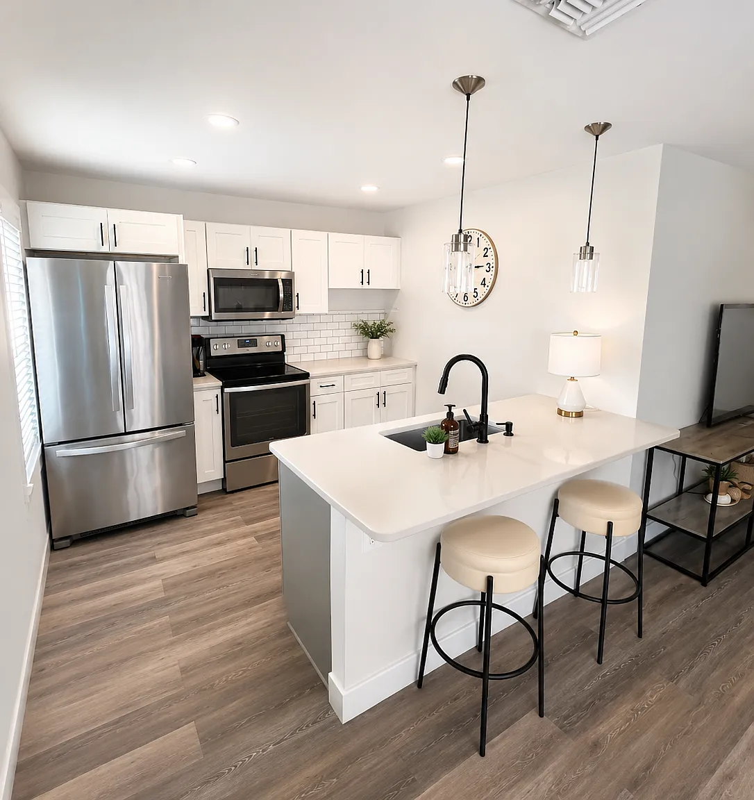 2 bed, $3,000 — Photo 1