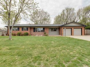 631 S Byron Ave, Wichita, KS 67209