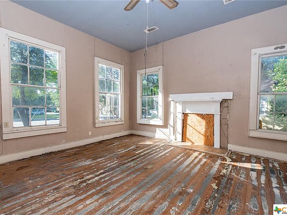 4th image of 730 N Beal St