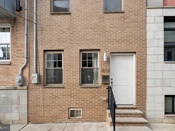2nd image of 1538 S Bouvier St