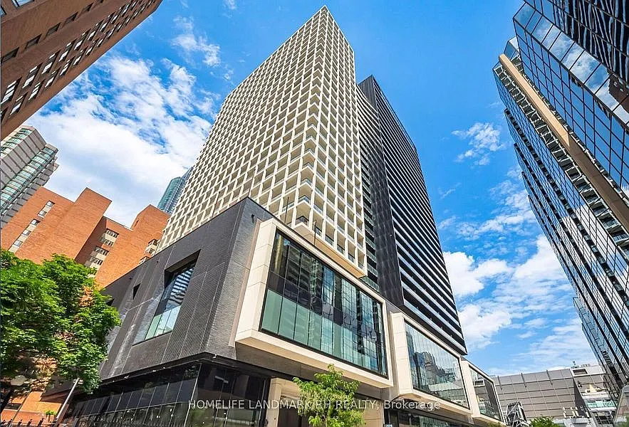 Building Photo - 20 Edward St #401