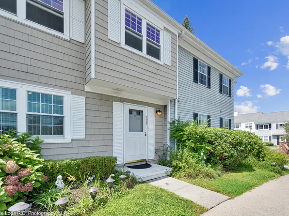 93 Park Avenue #2006, Danbury, CT 06810