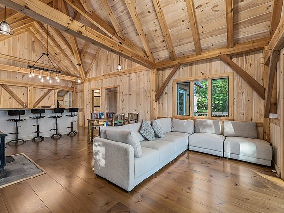 5th image of 116 Big Barndoor Island