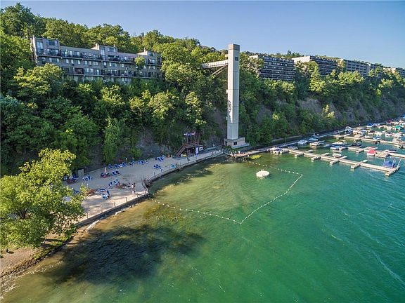 3rd image of 70 Cliffside Dr