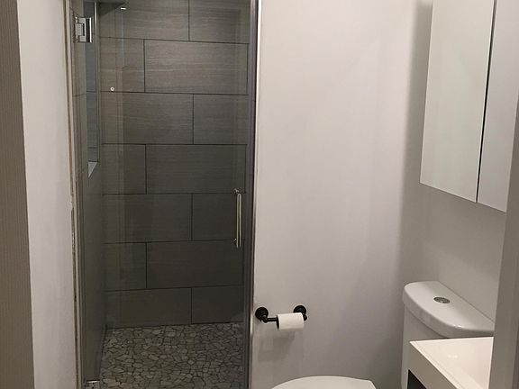 5th image of 1843 N 22nd St #2