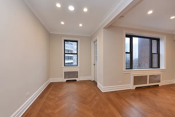 Sold by Robert E. Hill  | media 15