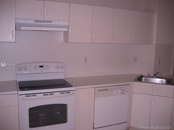 4th image of 7844 SW 102nd Ln #7844