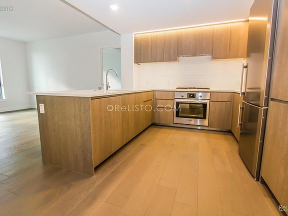 4th image of 1300 22nd St APT 318