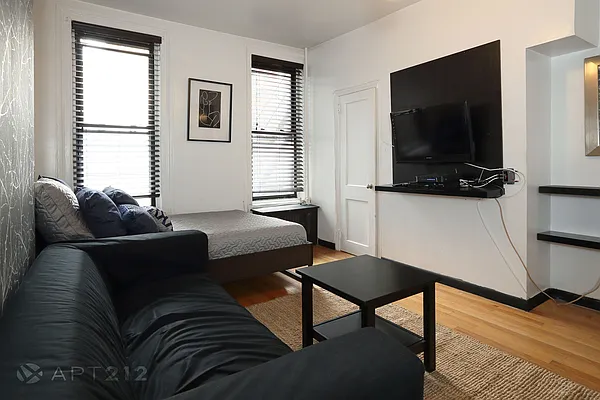 Rented by APT212 INC | media 1