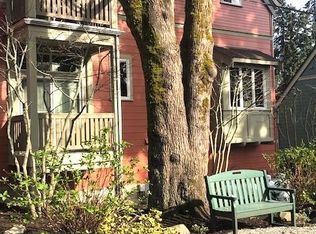 343 Winslow Way W UNIT 103, Bainbridge Island, WA 98110