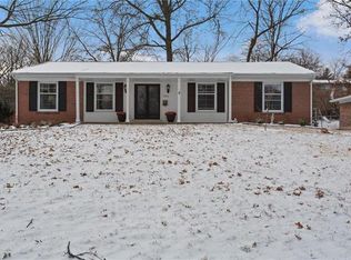 10216 Whitlock Dr, Saint Louis, MO 63114