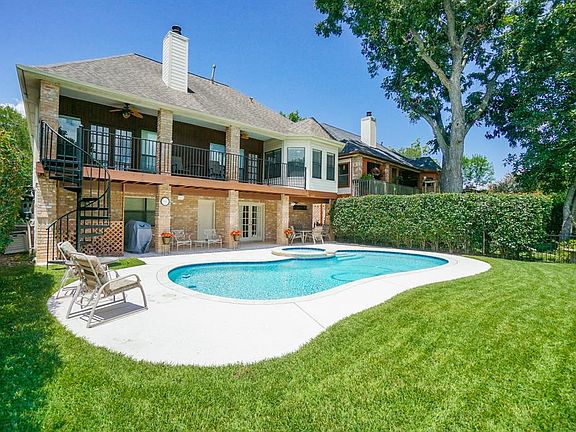 3rd image of 1838 Mayweather Ln