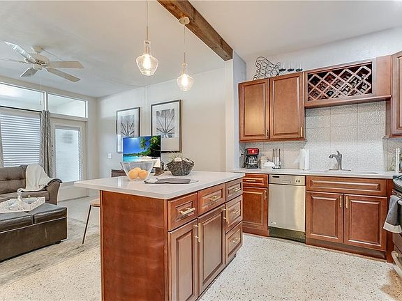 5th image of 4051 58th St N APT 134