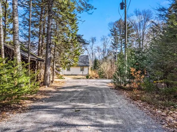 61 Granite Farm Road, Brunswick, ME 04011