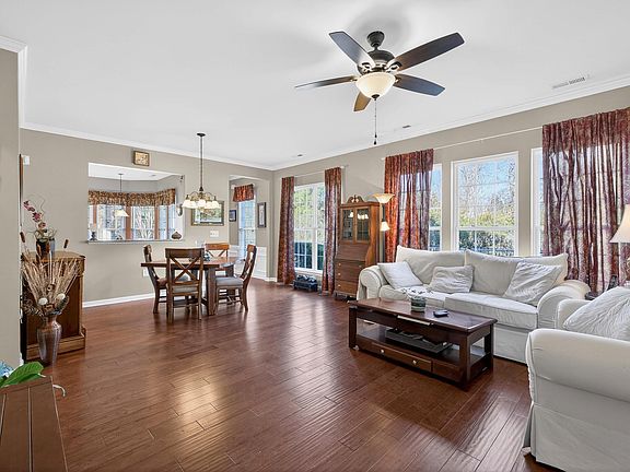 5th image of 4328 Del Webb Ave