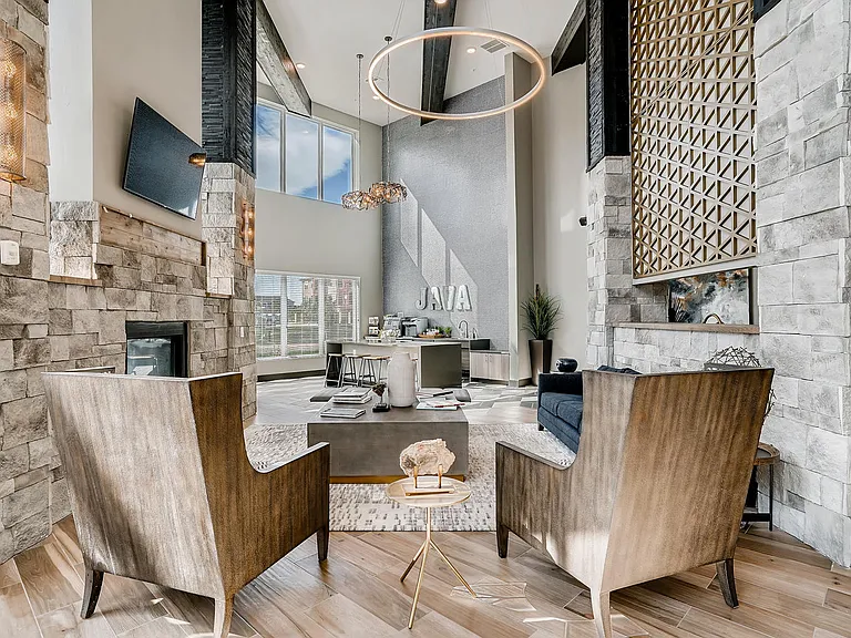 Caliber at Cornerstar | Aurora, CO Apartments