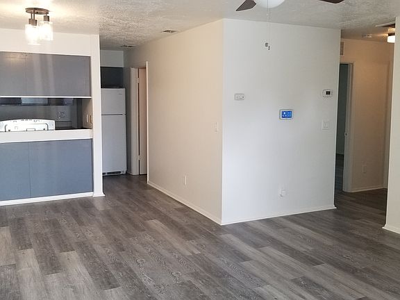 5th image of 5050 SE 31st St APT D