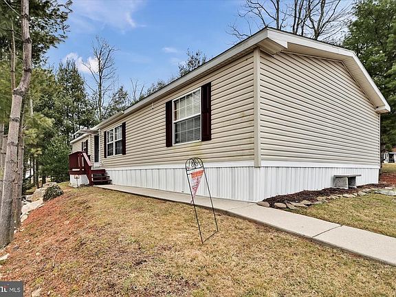 2nd image of 229 Hope Dr
