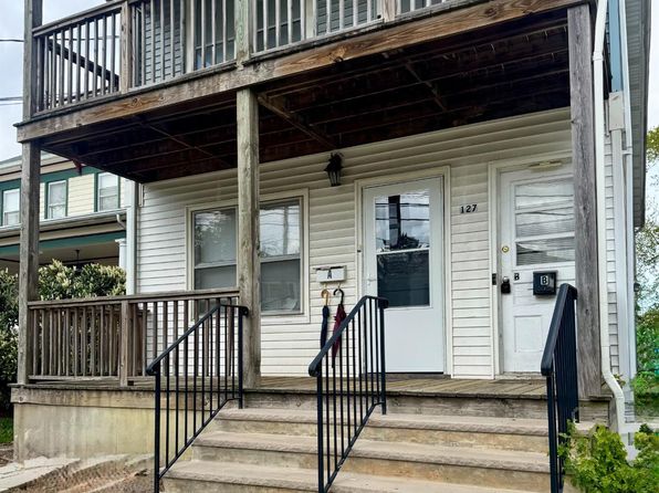 127 Main St APT B