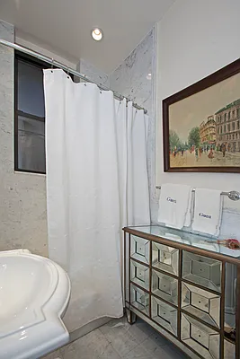 Sold by Engel & Völkers New York City | media 5