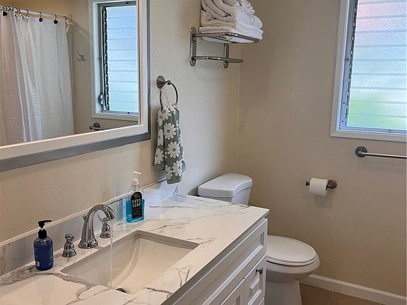 5th image of 2347 Via Mariposa W APT C