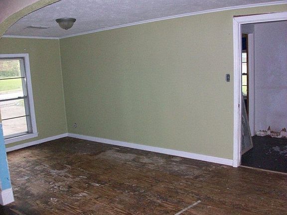 3rd image of 501 S Waddill St