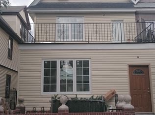 9407 40th Rd, Elmhurst, NY 11373