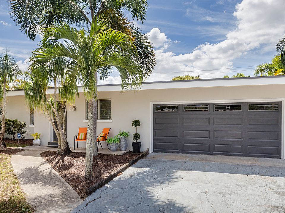 1st image of 1680 Maravilla Ave