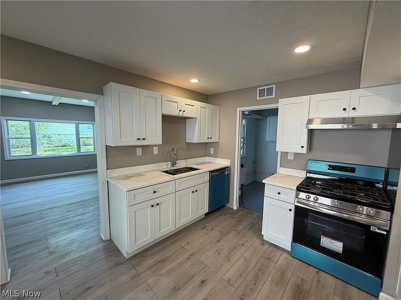 5th image of 21270 Priday Ave