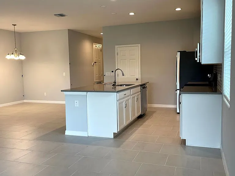 1415 Grassland Ave — Photo 7