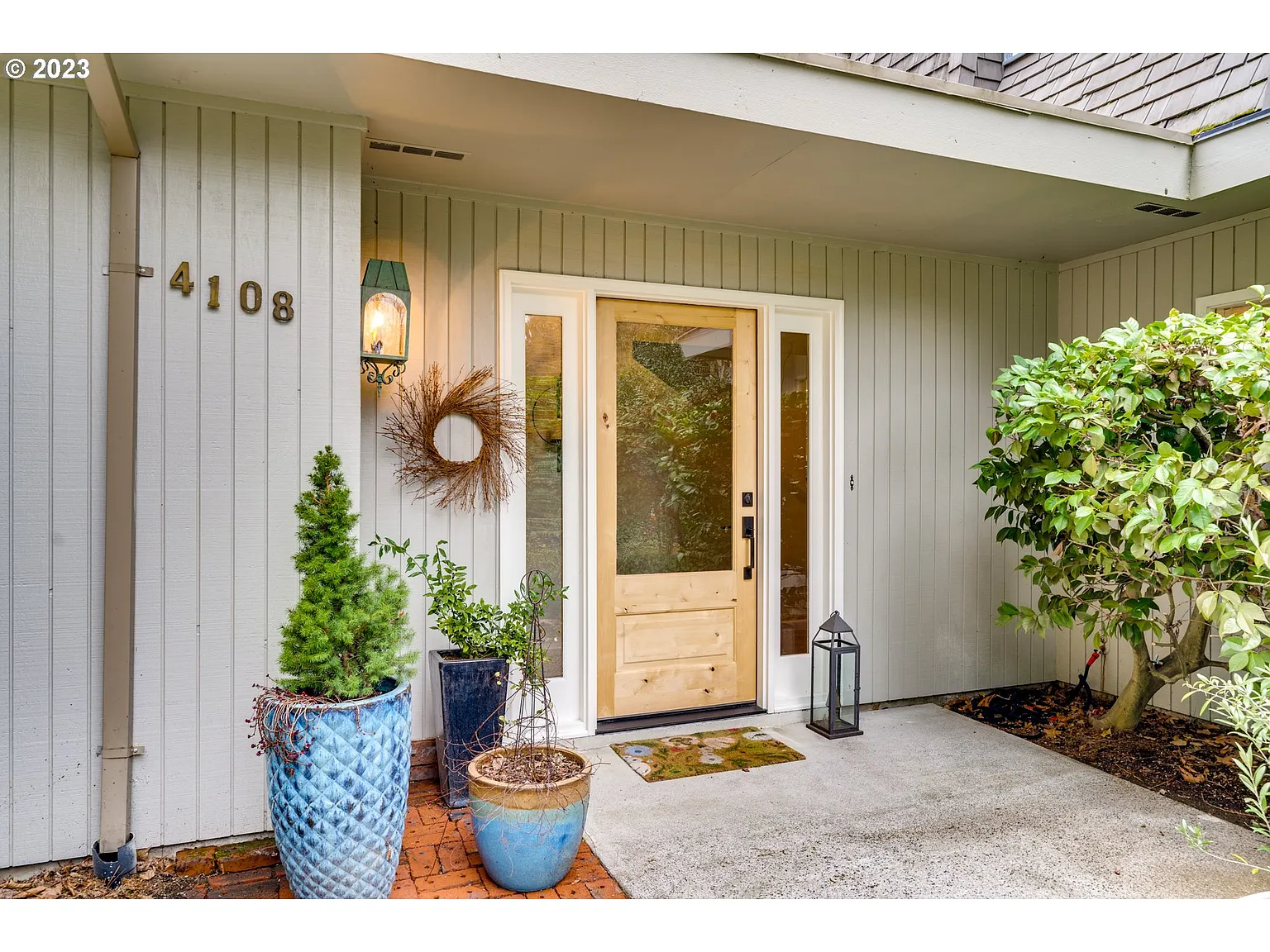 4108 Calaroga Dr photo 1