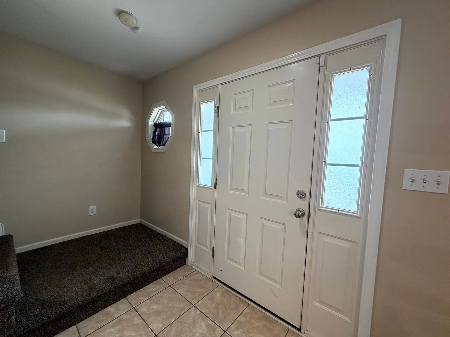 2449 Grey Goose - Brookshire ~ 1 Month Free — Photo 2
