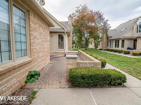 2nd image of 16743 W Cobblestone West Blvd #10