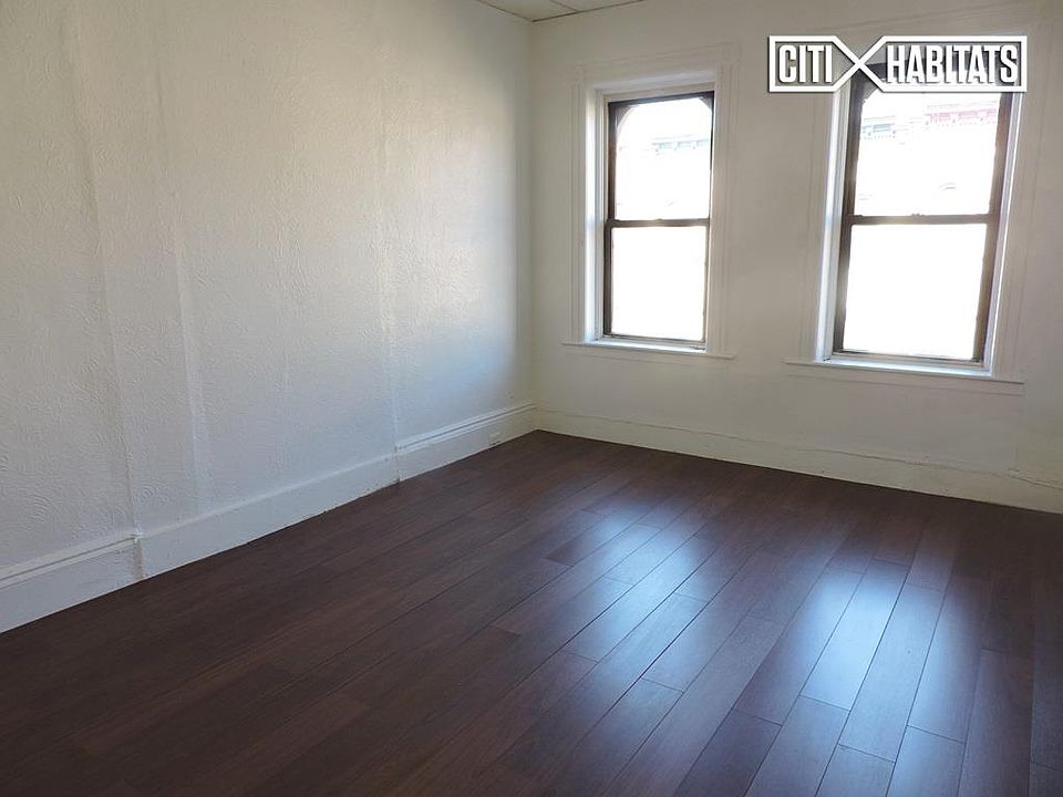 1st image of 240 Stanhope St APT 3R