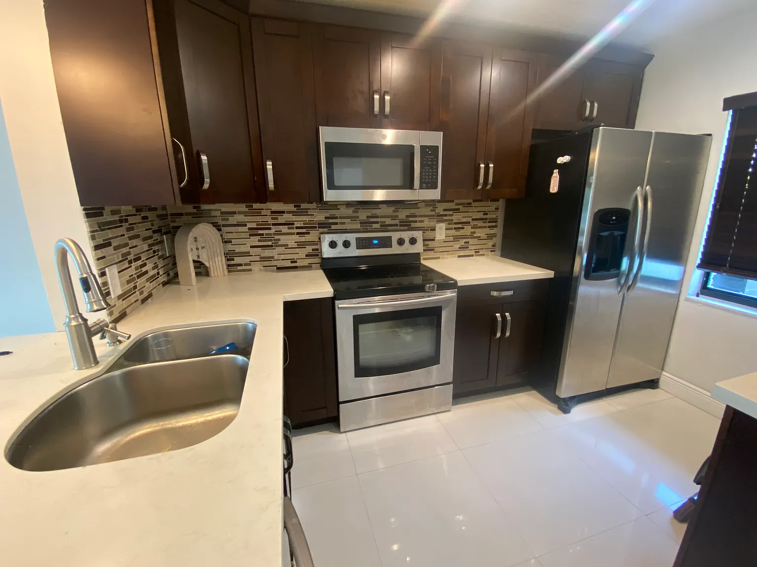 3 bed, 2.5 bath, 1317 sqft, $3,500 — Photo 3