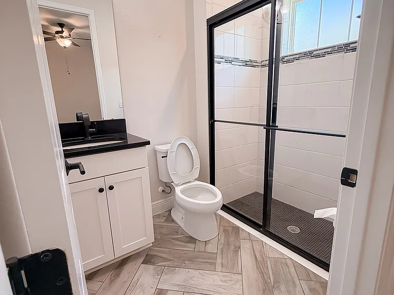 5723 Silver Sun Dr — Photo 17