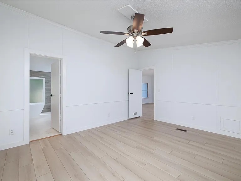 1579 Tara Dr — Photo 12