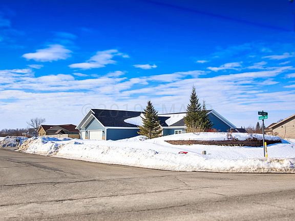 Large, Corner Lot