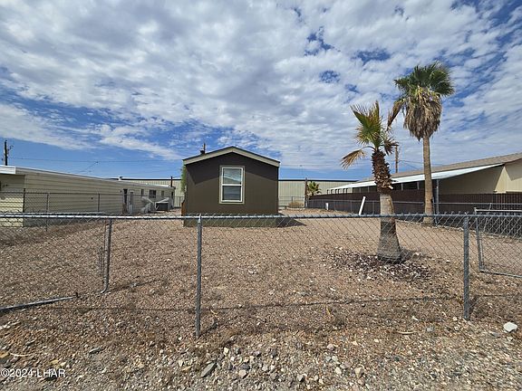 2nd image of 3065 Joyce Ln