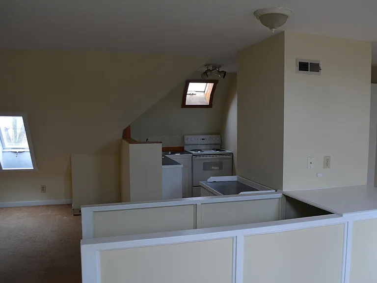 1353 Highland St #D — Photo 5