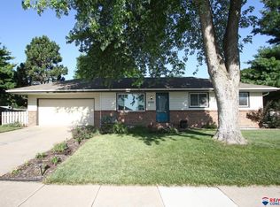 2301 SW 12th St, Lincoln, NE 68522