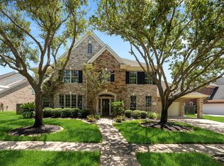 2903 Lacewood Ct, Pearland, TX 77584