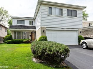 9440 Lockwood Ave, Skokie, IL 60077