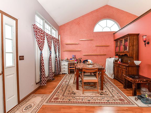 5th image of 2227 N Harvest Hill Pl