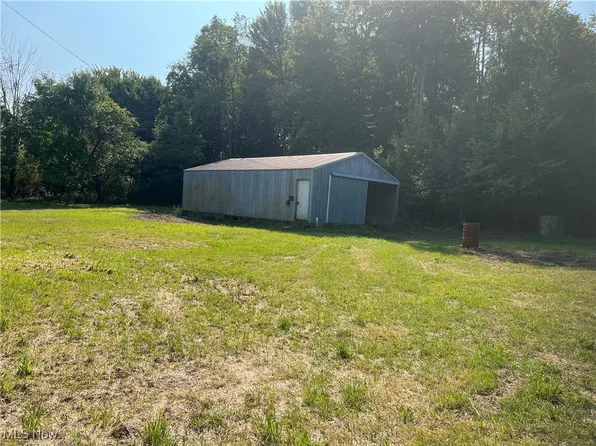 5024 Hilldom Rd, Kingsville, OH 44048